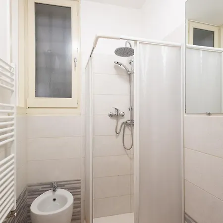 Daire Tourist House Pratellino - Self Check-in