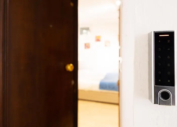 Tourist House Pratellino - Self Check-in شقة بولونيا